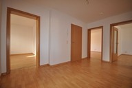 Vermietung 4 Zimmer Suhl Nähe Innenstadt Erdgeschoss Wohnungsflur
