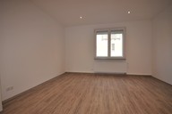 4-wohnzimmer.jpg