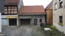 Verkauf Einfamilienhaus Zella-Mehlis Ortsteil Benshausen Ansicht Garage