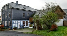Verkauf Wohn- und Geschäftshaus Schmiedefeld aussen