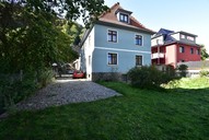 Vermietung 4 Zimmer Suhl lnnenstadt Rückansicht und Gartenbereich