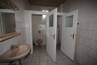 Verkauf Gewerbekomplex Manebach Haus A WC-Anlage