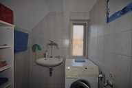 Verkauf freistehendes Zweifamilienhaus in Suhl Ortsteil Dietzhausen Hauswirtschaftsraum
