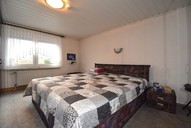 Verkauf Einfamilienhaus Benshausen Siedlung Schlafzimmer