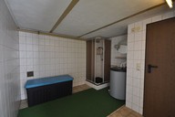 Verkauf frei stehendes Ein- bis Zweifamilienhaus in Viernau Vorraum