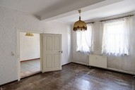 Verkauf Mehrfamilienhaus Suhl Innenstadt Wohn- und Schlafzimmer