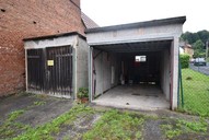 10-garage.jpg