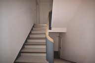 Vermietung 2 Zimmer Suhl Innenstadt Treppenhaus