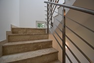 Vermietung frei stehendes Einfamilienhaus Dietzhausen Treppe zum Dachgeschoss