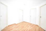 Vermietung 3 Zimmer Frankenblick Flur