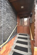 Verkauf Freistehendes Ein- bis Zweifamilienhaus mit viel Nebengelass Ansicht Hauseingang