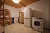 Verkauf Freistehendes Ein- bis Zweifamilienhaus mit viel Nebengelass Ansicht Abstellzimmer