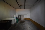 Verkauf Freistehendes Ein- bis Zweifamilienhaus mit viel Nebengelass Ansicht Garage 2