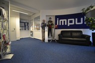 Verkauf freistehende Gewerbehalle mit Büro in Suhl Empfang