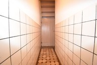 Verkauf freistehendes Einfamilienhaus mit Nebengelass Flur