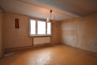 Verkauf freistehendes Einfamilienhaus mit Nebengelass  Wohnzimmer