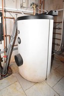 Verkauf freistehendes Einfamilienhaus mit Nebengelass Heizung