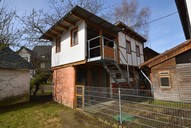 Verkauf freistehendes Einfamilienhaus mit Nebengelass Ansicht Nebenglass