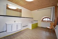 Vermietung 3 Zimmer Dachgeschoss Themar Bad