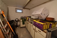 Mehrfamilienhaus 3 Zimmerwohnung Vermietung Erdgeschoss Keller