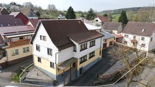 Verkauf freistehendes Einfamilienhaus mit 3 Garagen in Beinerstadt 