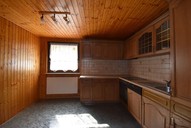Verkauf freistehendes Einfamilienhaus mit 3 Garagen in Beinerstadt Küche