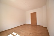 Vermietung 3 Zimmerwohnung Suhl Nähe Innenstadt Erdgeschoss Kinderzimmer