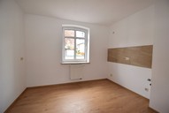 Vermietung 3 Zimmerwohnung Suhl Nähe Innenstadt Erdgeschoss Küche