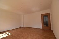 Vermietung 3 Zimmerwohnung Suhl Nähe Innenstadt Erdgeschoss Wohnzimmer