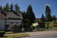 Verkauf Doppelhaushälfte in der Siedlung von Zella-Mehlis Straßenansicht