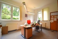 Verkauf Büro- und Werkstattgebäude nahe der Autobahnauffahrt Büro 3