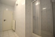 Verkauf Büro- und Werkstattgebäude nahe der Autobahnauffahrt Dusche Umkleide