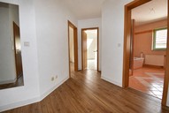 Verkauf 3 Zimmer Eigentumswohnung Maisonette Suhl Innenstadt Wohnungsflur