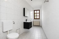 Vermietung 2 Zimmer Benshausen Erdgeschoss Bad