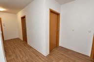 Vermietung 3 Zimmer Suhl Lautenberg Wohnungsflur