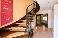 Verkauf Einfamilienhaus Erlau Diele mit offener Treppe
